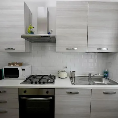 Cinecitta Luxury Flat Metro A Апартаменты Рим