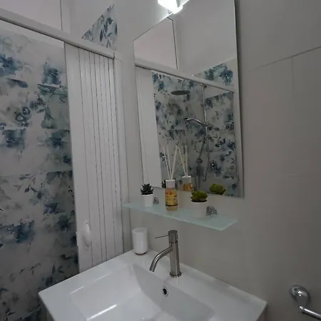 Cinecitta Luxury Flat Metro A Рим