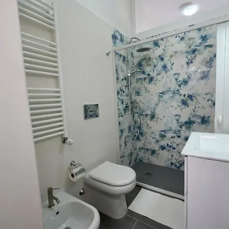 Cinecitta Luxury Flat Metro A * Рим