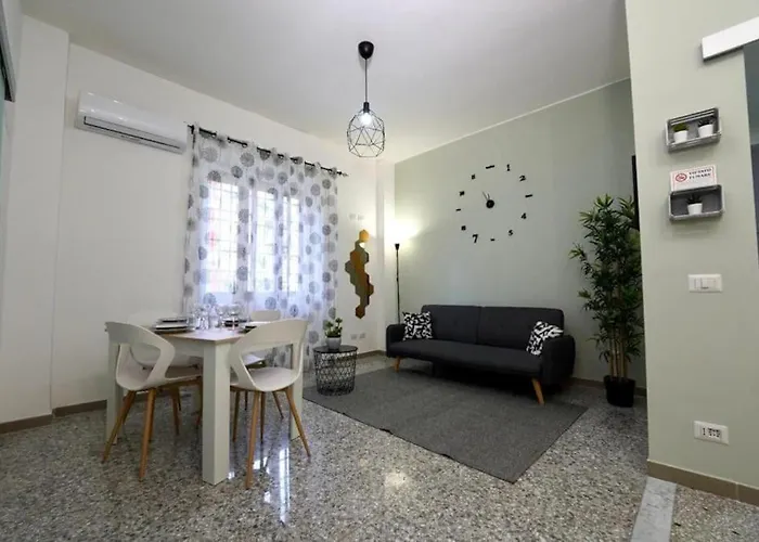 Cinecittà Luxury Flat Metro A Appartement *